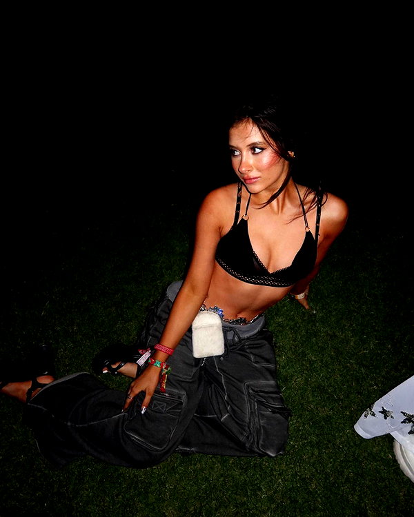 ellianawalmsley instagram image archive image