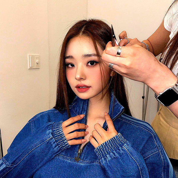 dear.zia instagram image archive image