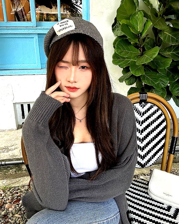 lai_931201 instagram image archive image