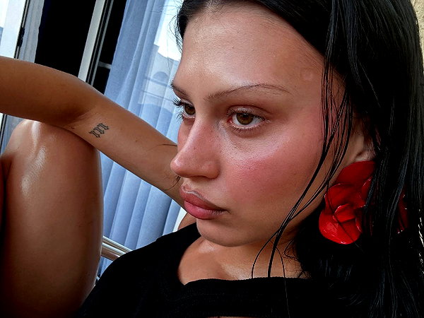 karolinaawasik instagram image archive image