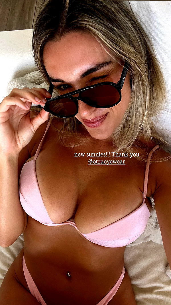 kaylasimmmons instagram image archive image