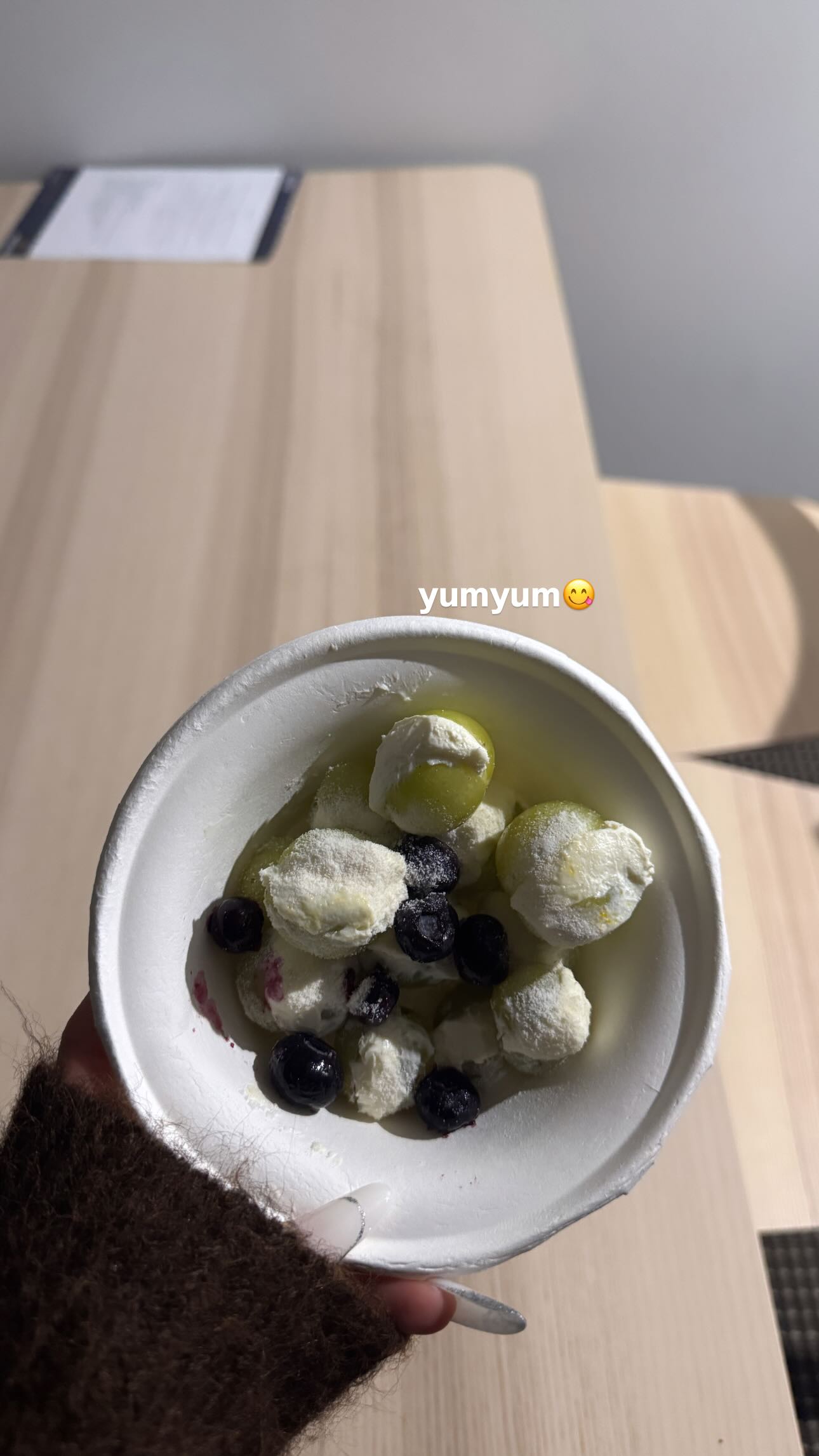 ywwyiiing instagram image archive image