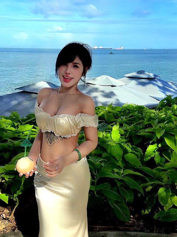 lyhythuedoxinh instagram image archive image