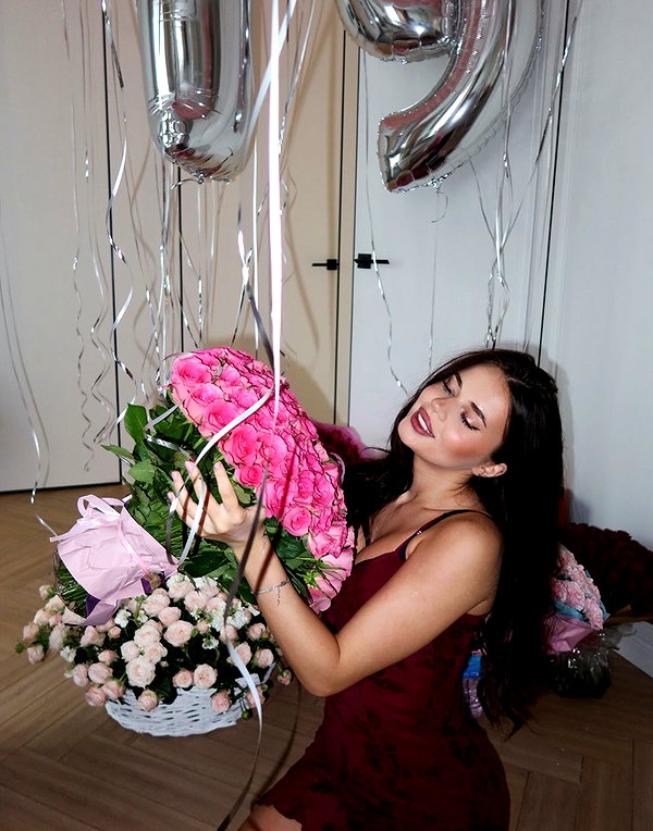 kira.timraleeva instagram image archive image