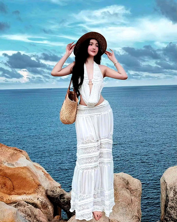 lyhythuedoxinh instagram image archive image