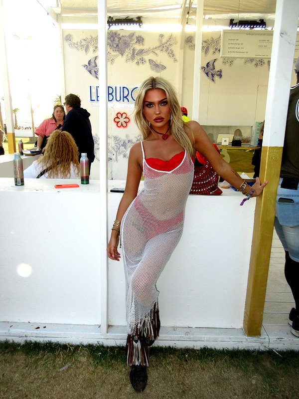 lizrrossi instagram image archive image