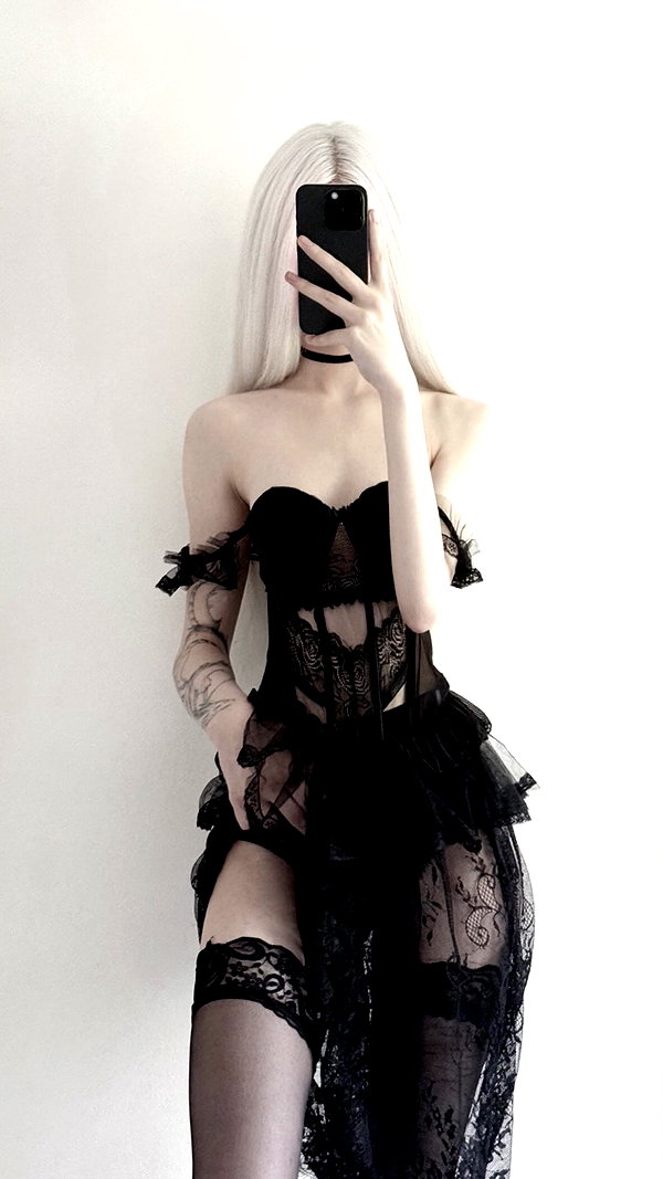 annaemiliaz instagram image archive image