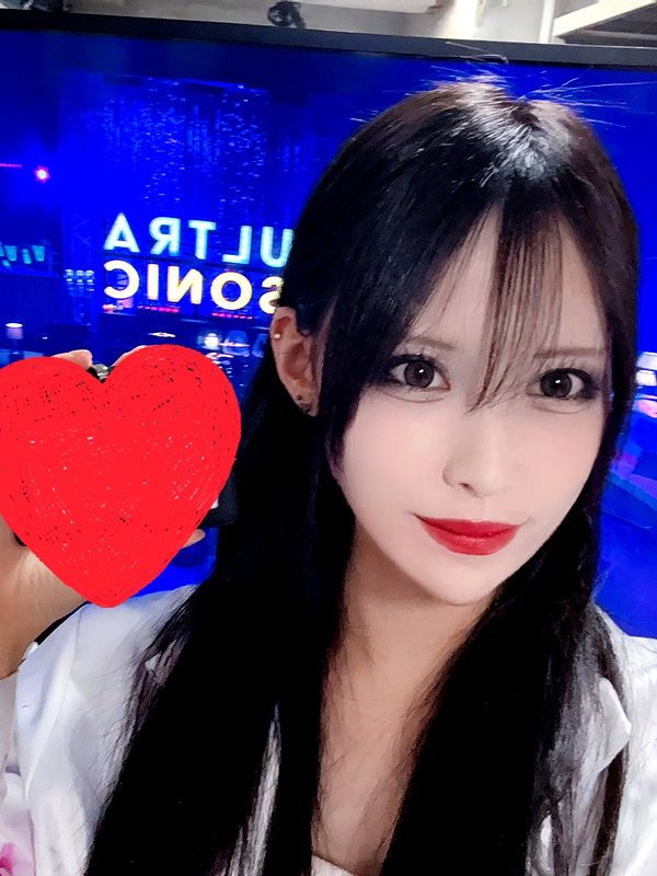 yamikumo_leisa instagram image archive image