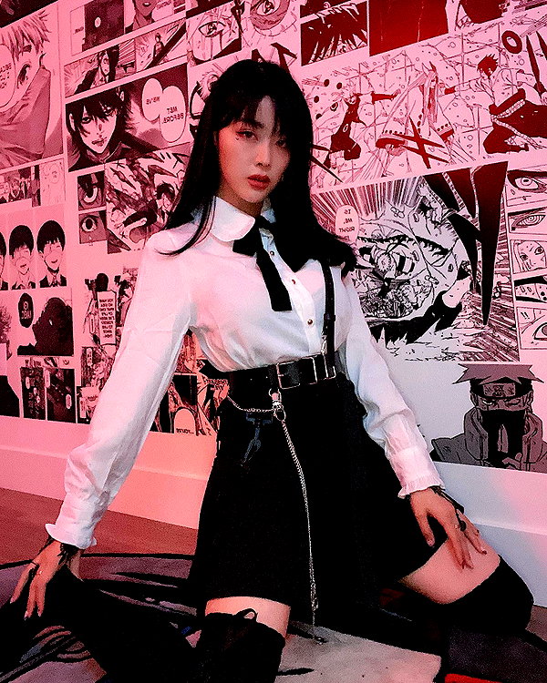 emily.ghoul instagram image archive image