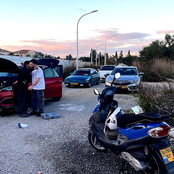 eitan.420 instagram image archive image
