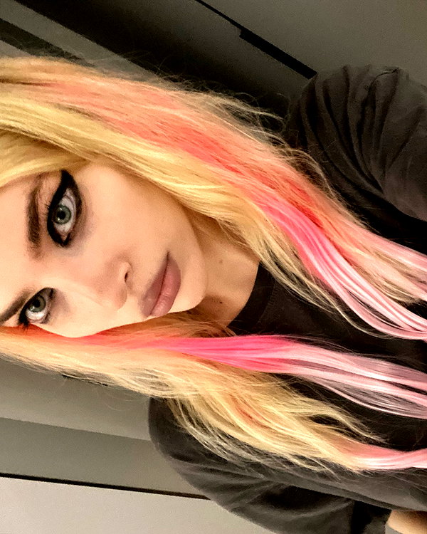 anya4everr instagram image archive image