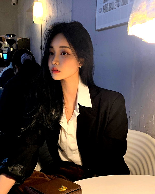 daxbin instagram image archive image