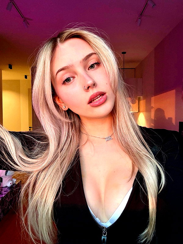whylollycry instagram image archive image