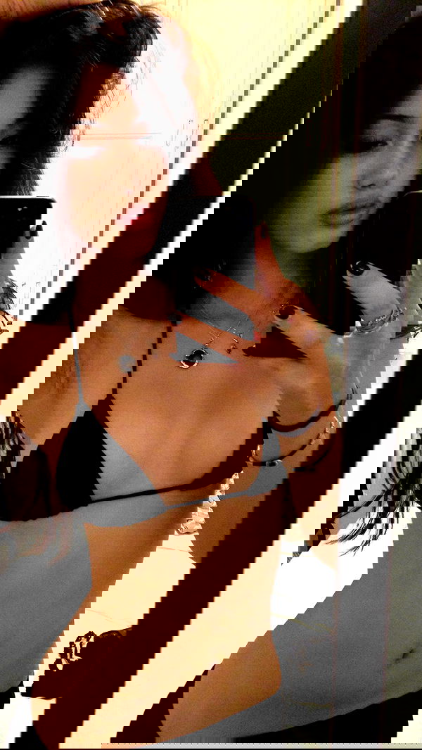 xeiyza xeiyza archive image