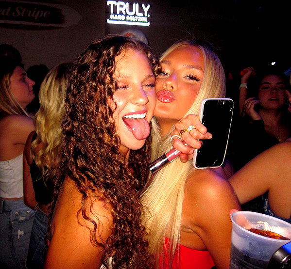 marissaayerss instagram image archive image