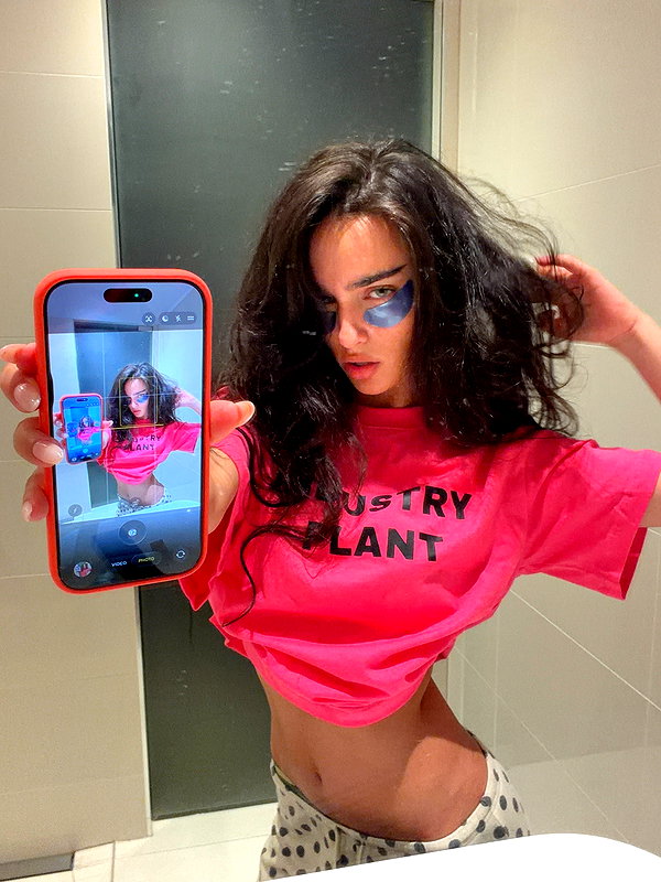 ellachristo instagram image archive image