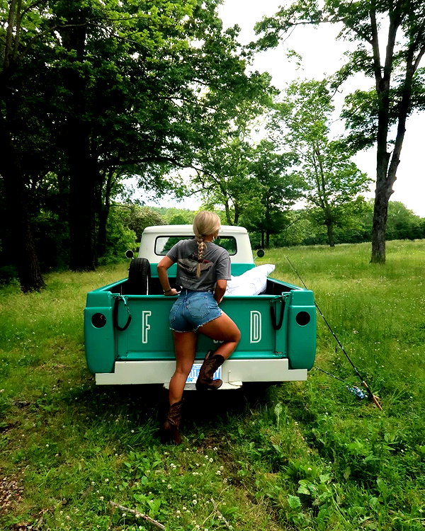 Archived image from @katiesigmond on Instagram