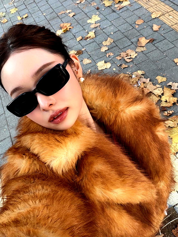 dear.zia instagram image archive image