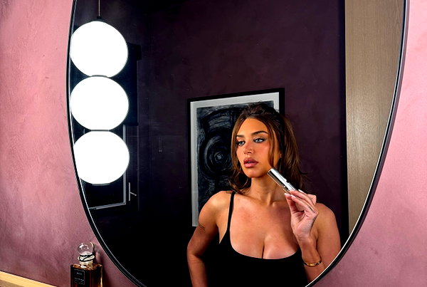 staskaranikolaou instagram image archive image