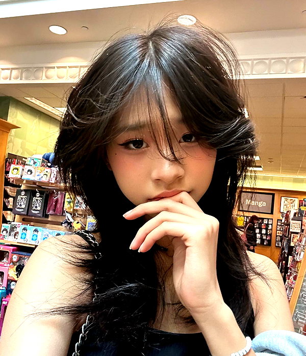 princessamelia_official instagram image archive image
