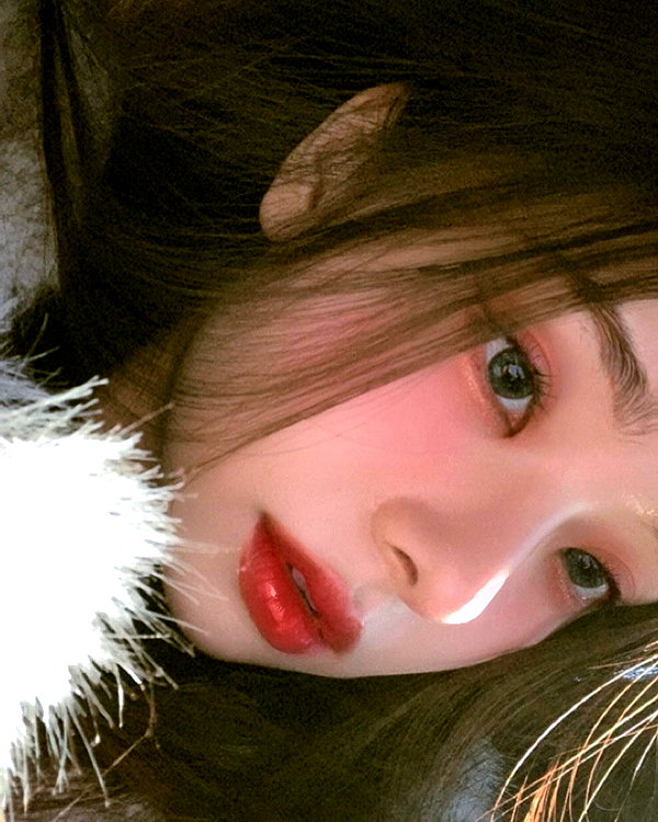 dear.zia instagram image archive image