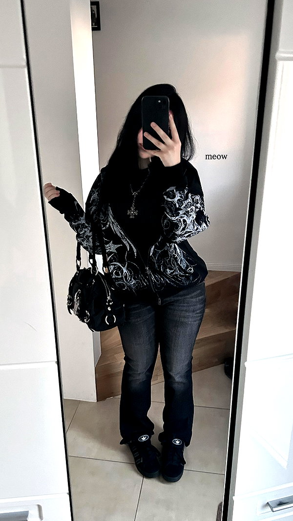andasrose instagram image archive image
