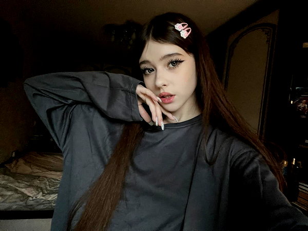 hhyuuko instagram image archive image