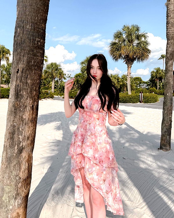 1uvgabi instagram image archive image