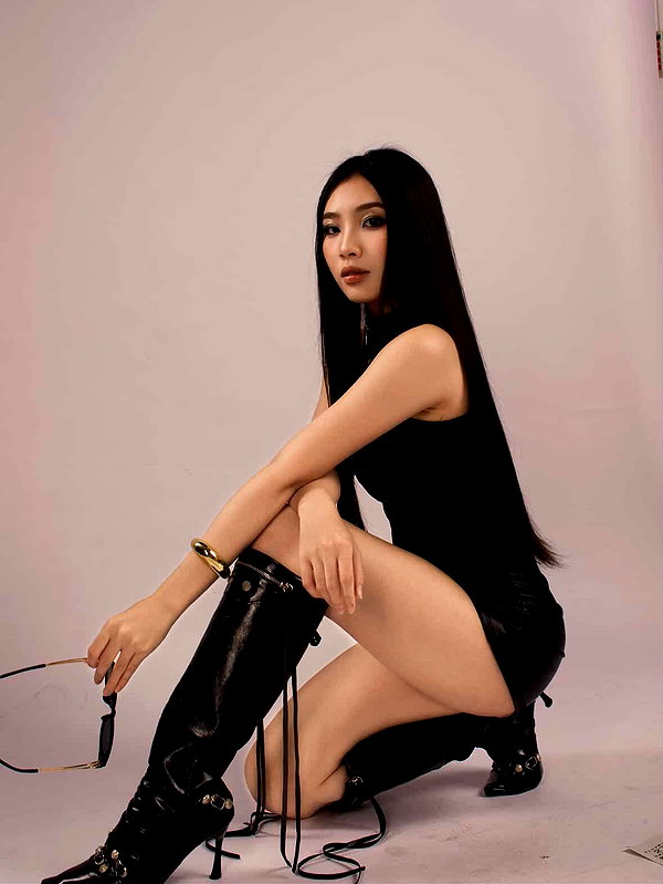 lyhythuedoxinh instagram image archive image