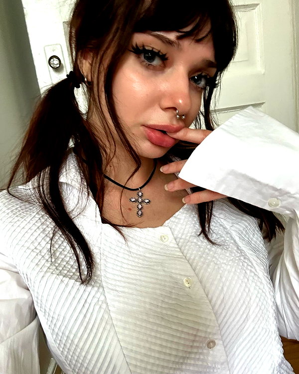 kaitfuckinglyn instagram image archive image