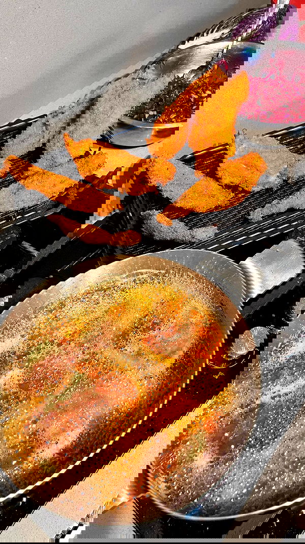 elianachetrit image ~ Altpins