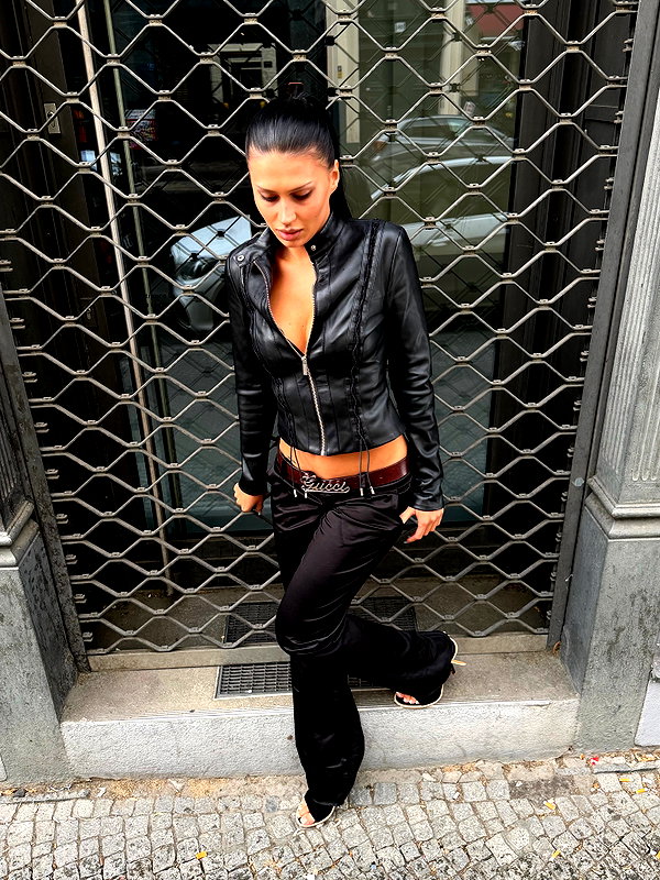 karolinaawasik instagram image archive image