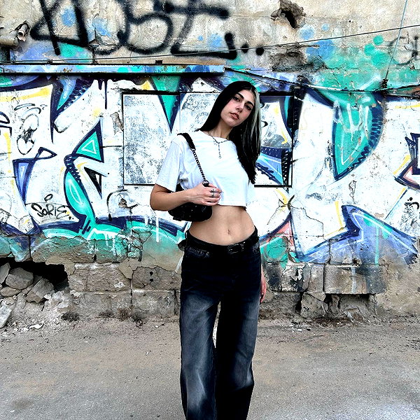ayash.hila instagram image archive image
