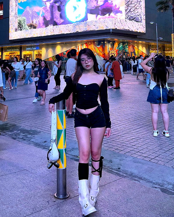 _nei.ko instagram image archive image