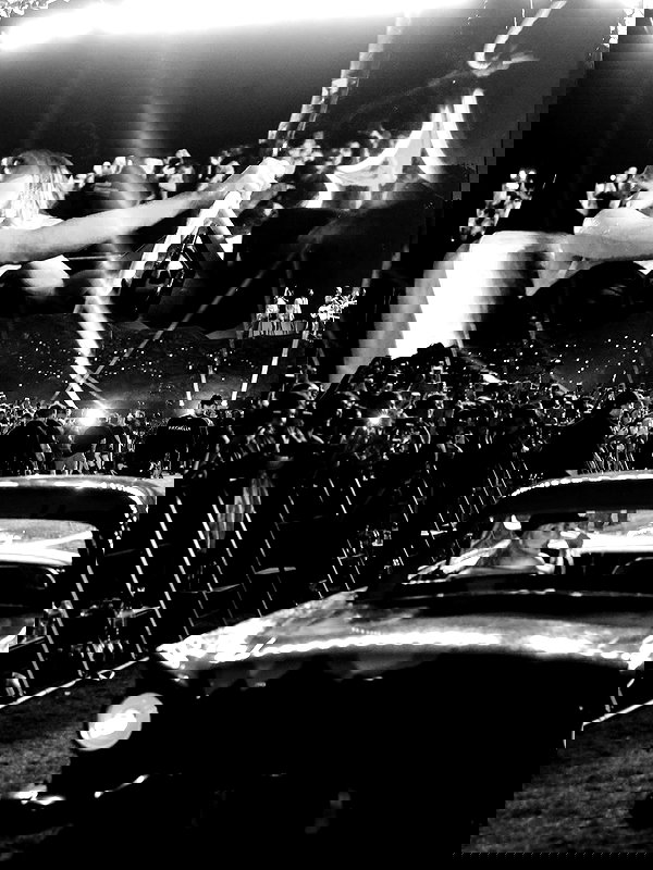 sabrinacarpenter sabrinacarpenter archive image