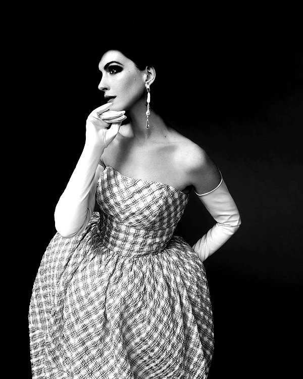 annehathaway instagram image archive image
