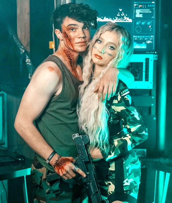 ellianawalmsley instagram image archive image