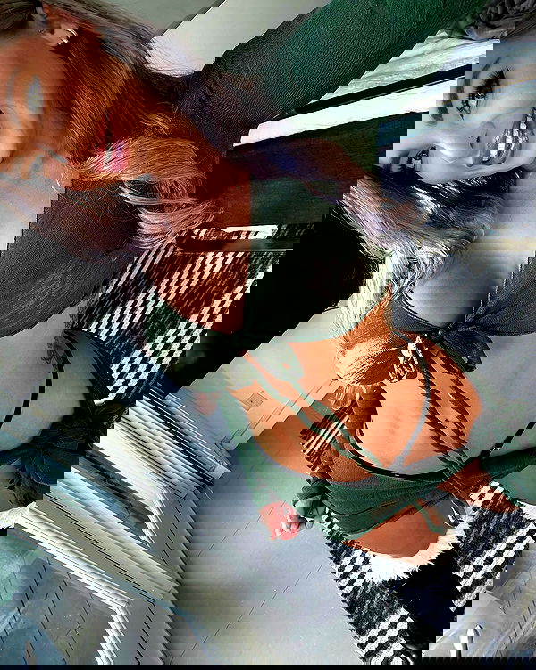 itshayleydavies itshayleydavies archive image