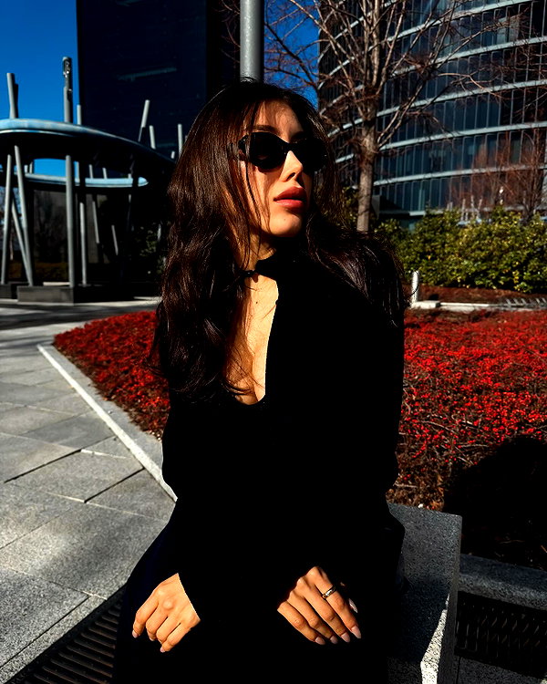 ruth_chavarri instagram image archive image
