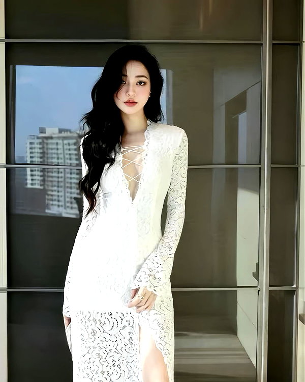 lyhythuedoxinh instagram image archive image