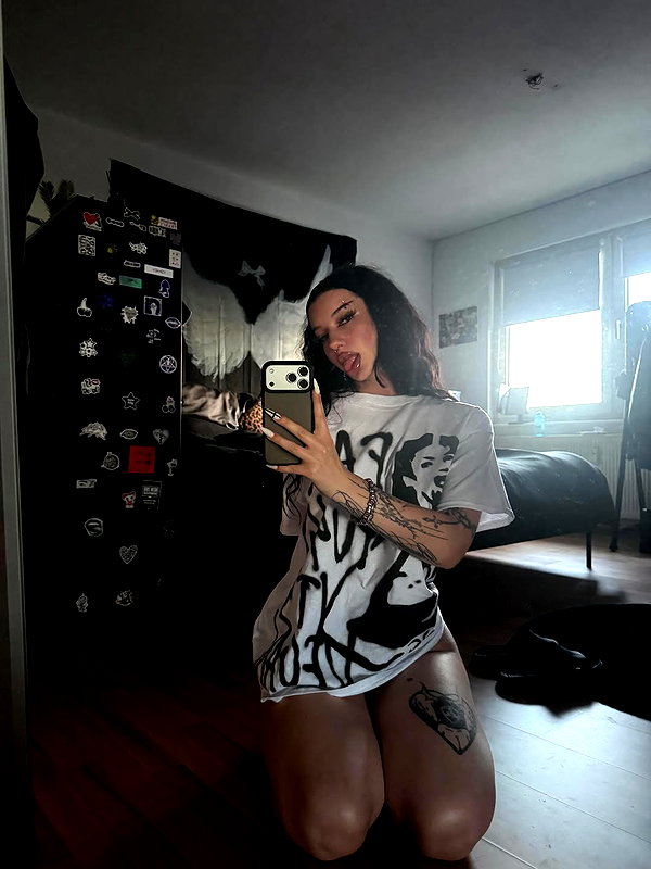 shawtysuzi shawtysuzi archive image