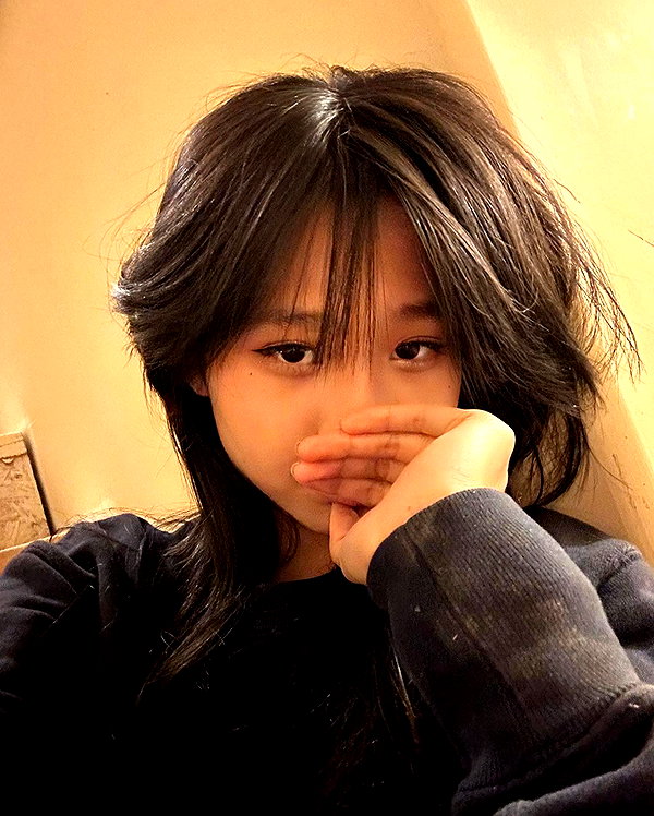 princessamelia_official instagram image archive image
