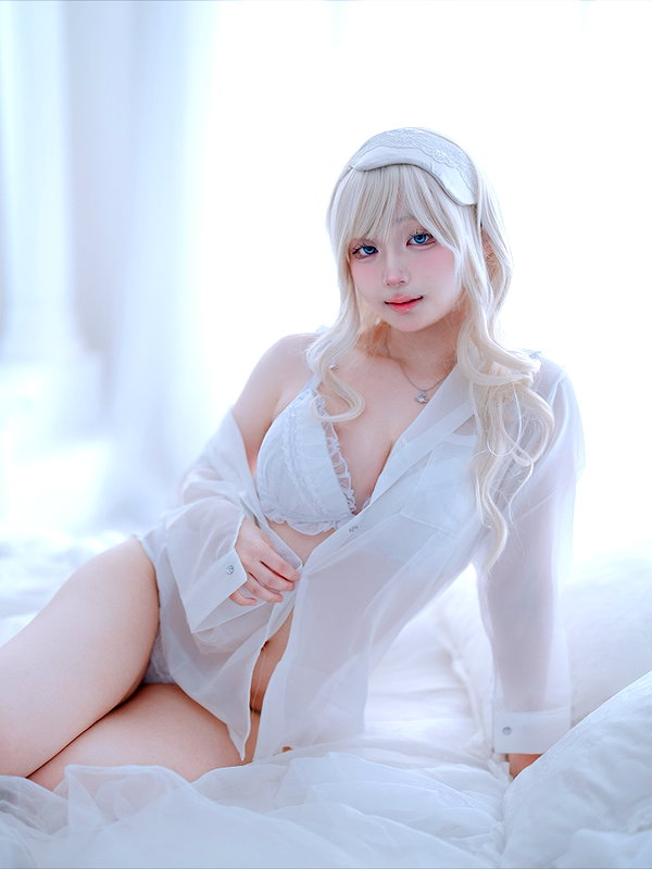 purinn_cos instagram image archive image