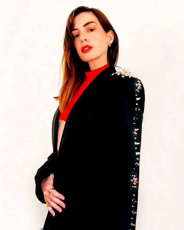 annehathaway instagram image archive image