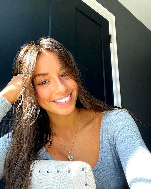 sadieemckennaa instagram image archive image