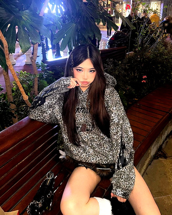 joycee.e instagram image archive image