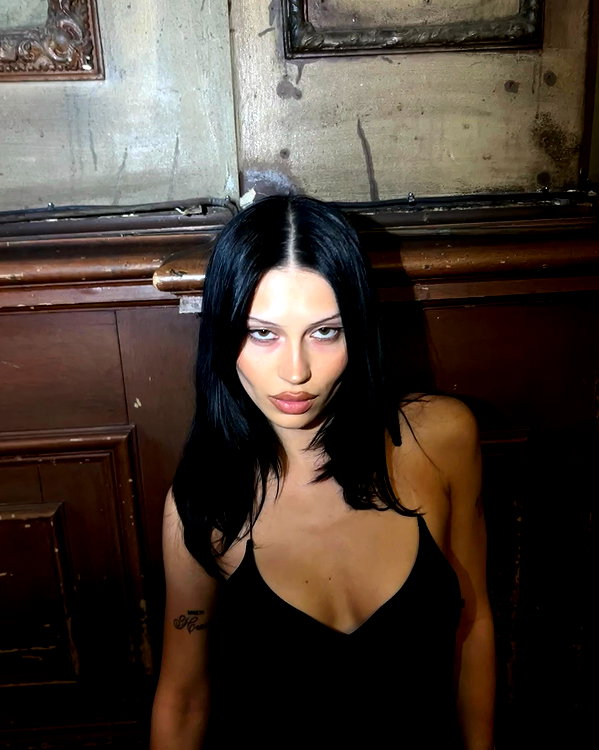 karolinaawasik instagram image archive image