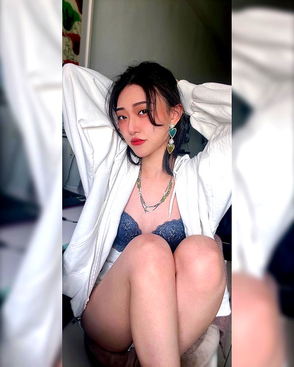 ge.more_x instagram image archive image