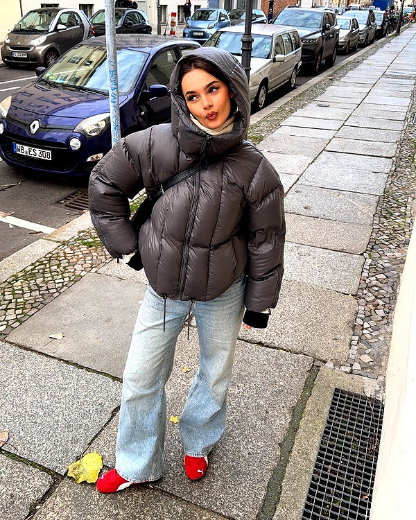 emmaaurora instagram image archive image