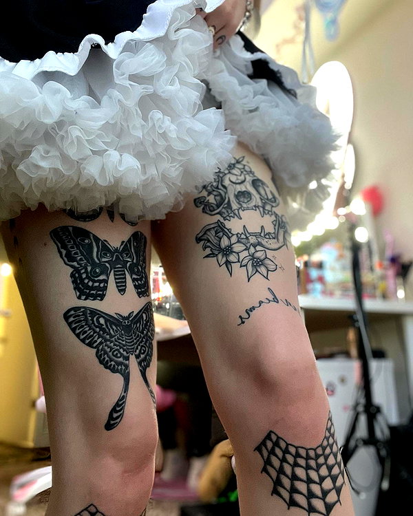 yeahimcaroline instagram image archive image
